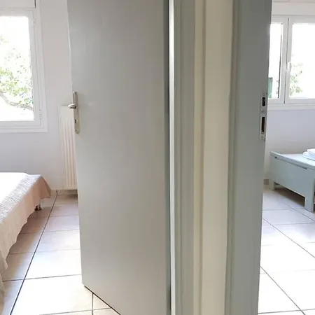 A Great At A Comfortable Large Apartment *